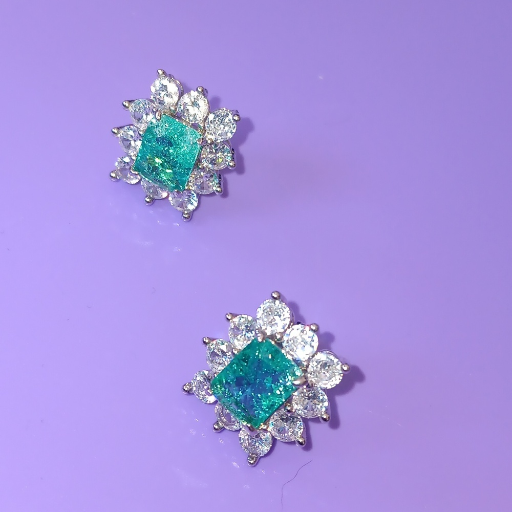 Elegant silver green stud earrings - Picture 5 of 5